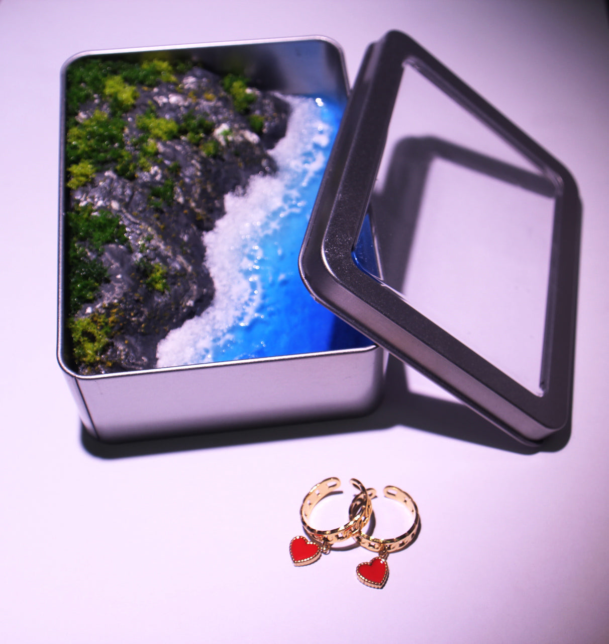 The Ocean and Love, Hidden in a Tiny World