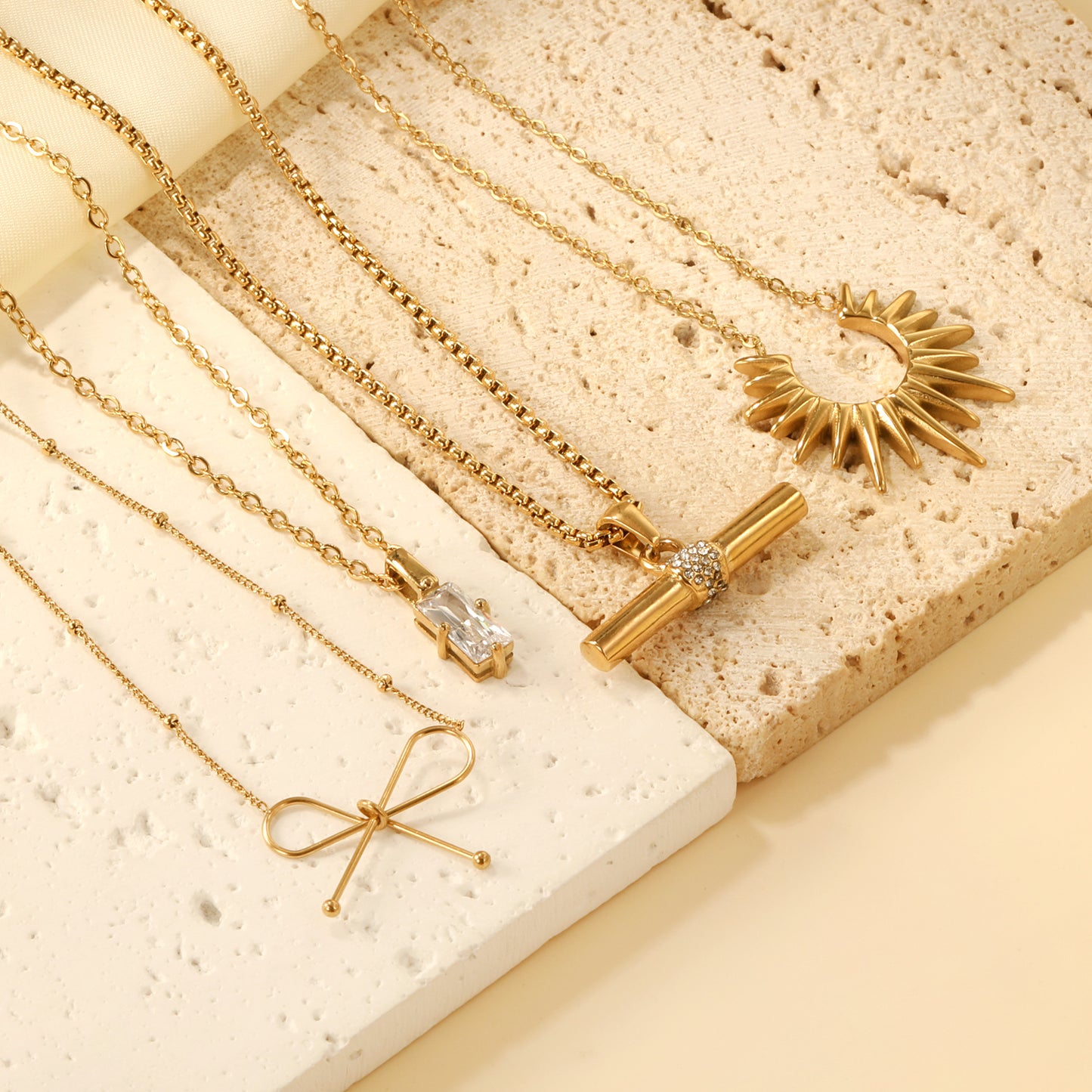 Hundred simple collarbone chain