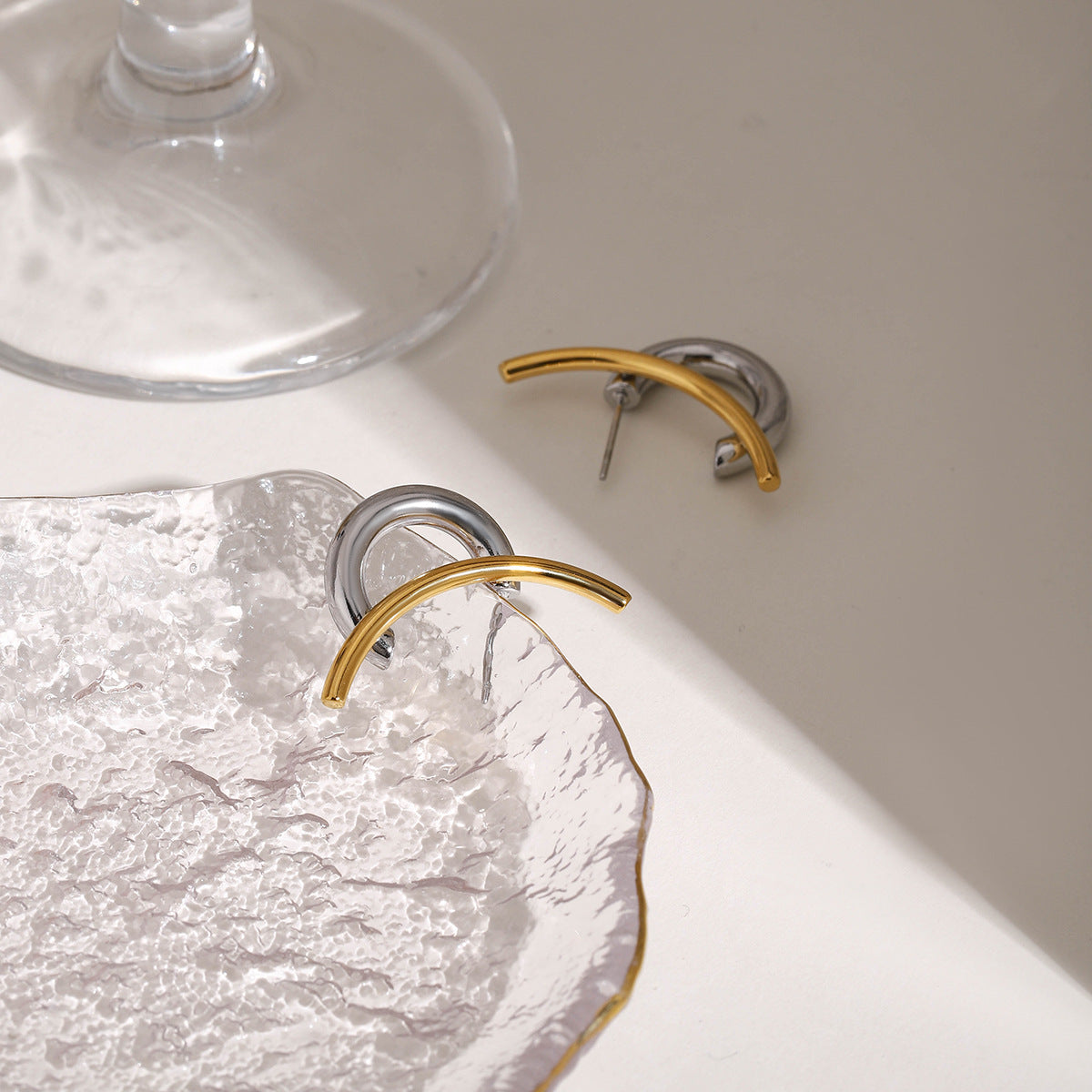 Colorblocked Simple Line Earrings Earrings