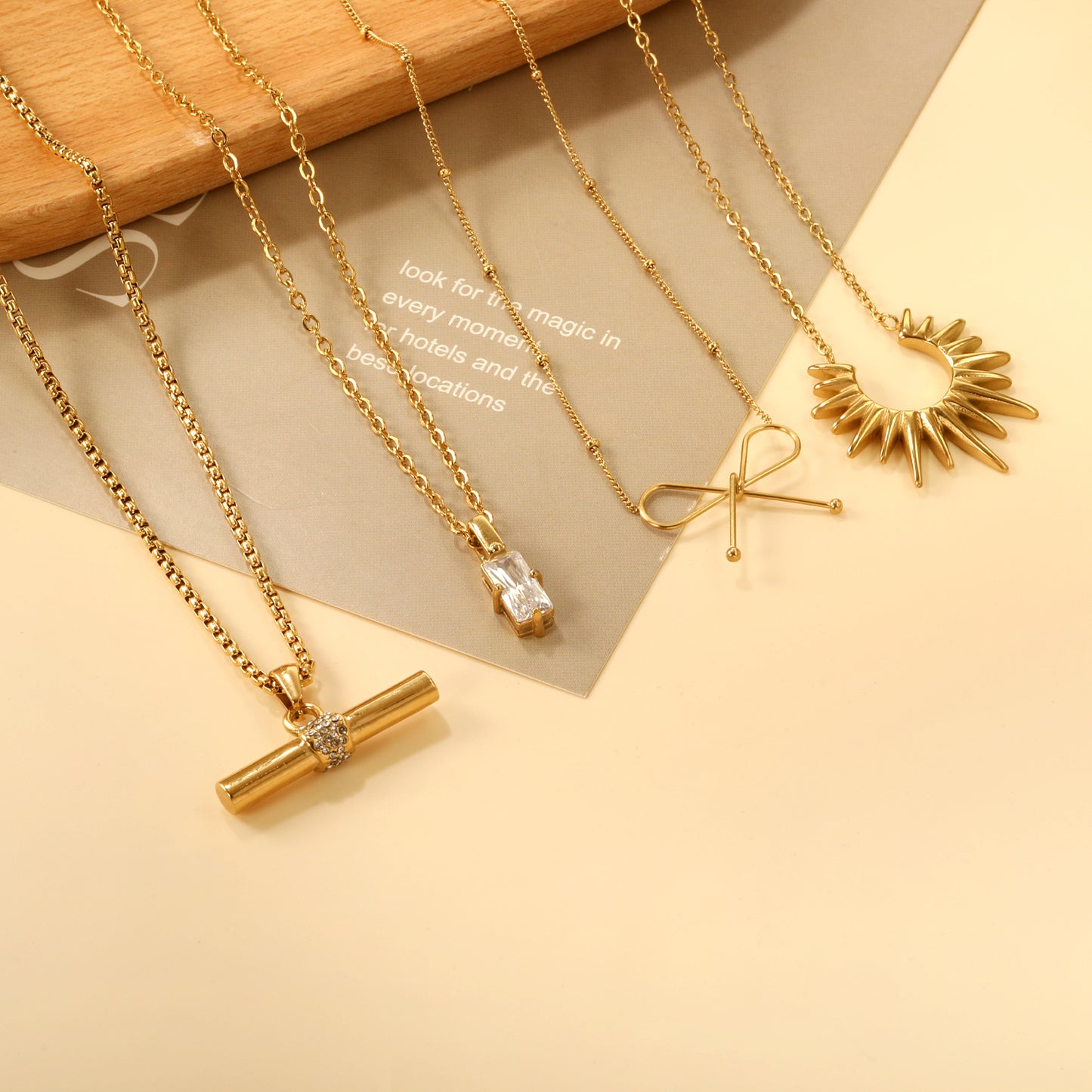 Hundred simple collarbone chain