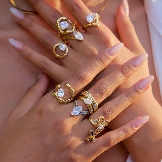 Oval White Zirconia Ring
