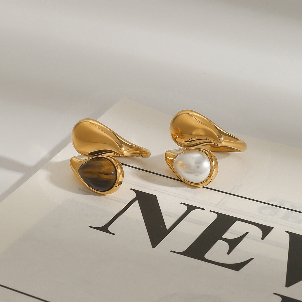 Fashionable open-ended ring
