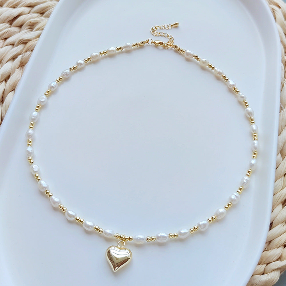 Pearl necklace love pendant